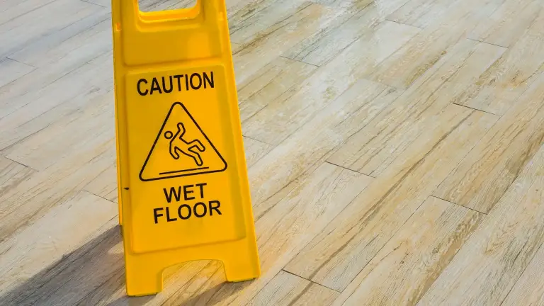 Slip And Fall Injuries What You Need To Know About Slip And Fall Injury Laws In Illinois