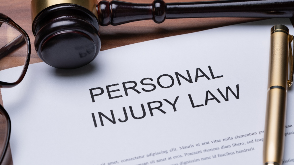 Personal Injury Law and judge's gavel